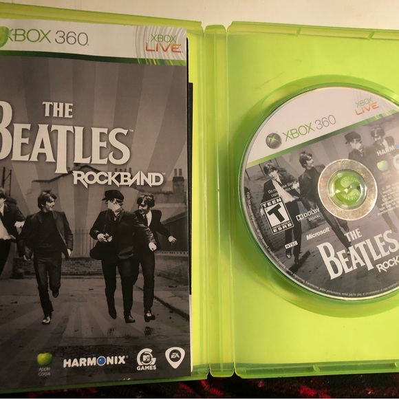 The Beatles Rock Band Xbox 360 Game - Picture 2 of 6